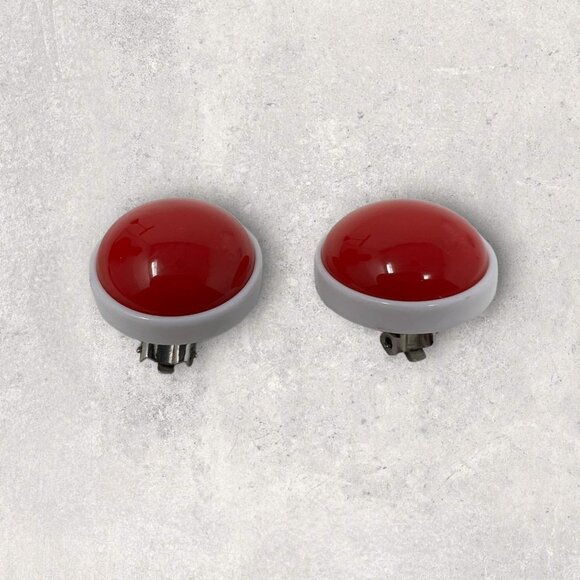 Red White Earrings Round Button Vintage Made in Hong Kong 1960s Retro - Picture 4 of 6